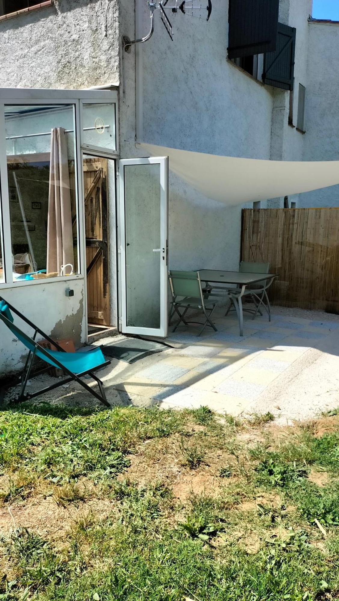 Fenouillet Apartment Hyeres Exterior photo